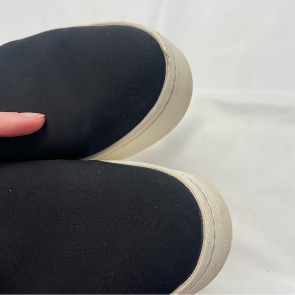 Vince Warren Suede Black Platform Sneakers - Picture 8 of 13